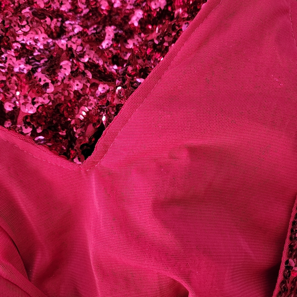 Hot pink sequin wiggle dress - Picture 3 of 6